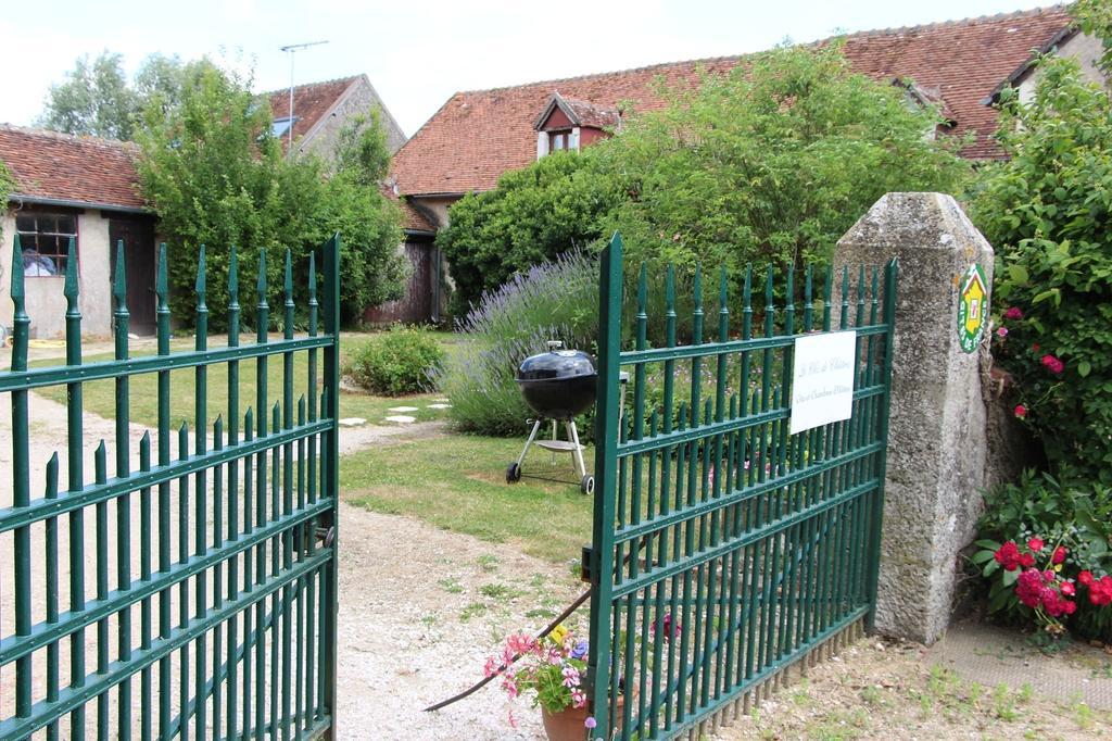 Le Clos de Châtres Oisly Extérieur photo