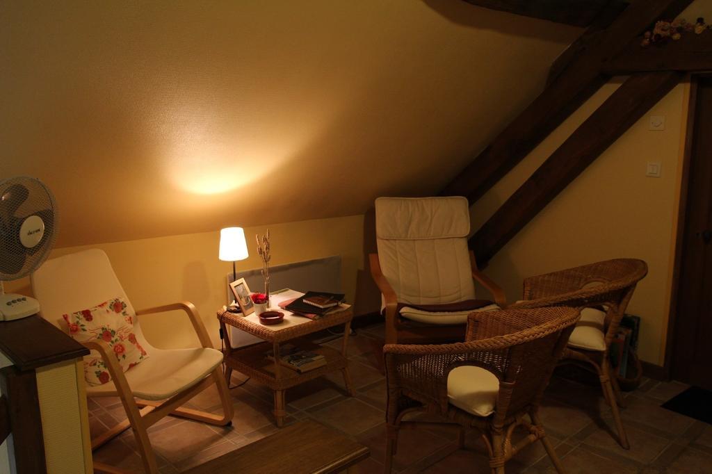 Le Clos de Châtres Oisly Extérieur photo